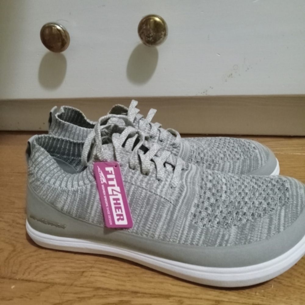 Altra US Size 7 Sneakers Mesh Upper